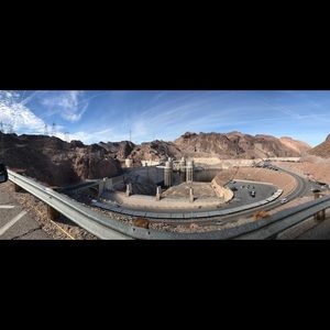 Meet your Posher, Larone